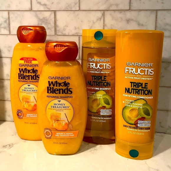 Other - (4) bottles Garnier Shampoo/Conditioner Set